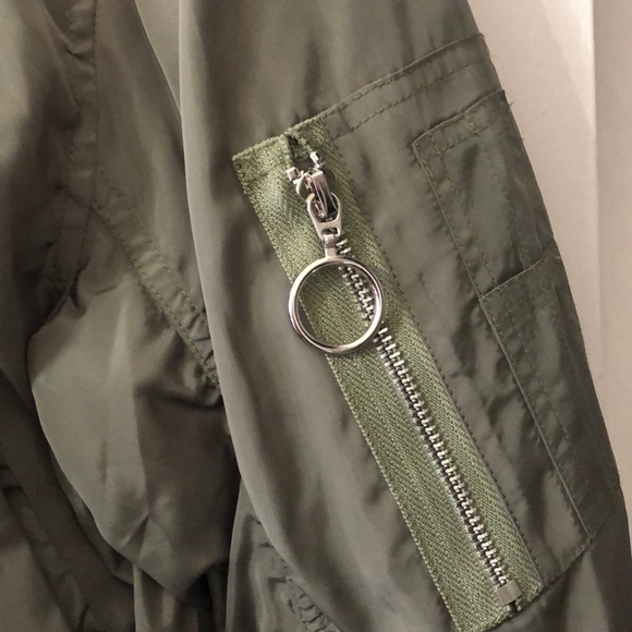 RENVY Cropped Bomber Jacketq - Picture 6 of 6